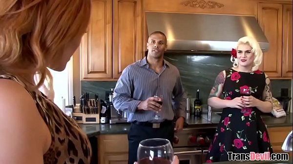 Aspen Brooks fucks her bitch boy – DevilsFilm