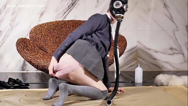 Urinal tgirl play vacuum bed and drinking pee -BDSM