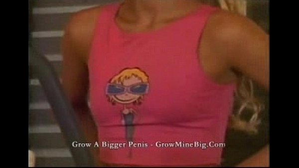 Shemale gets her butt drilled ,,