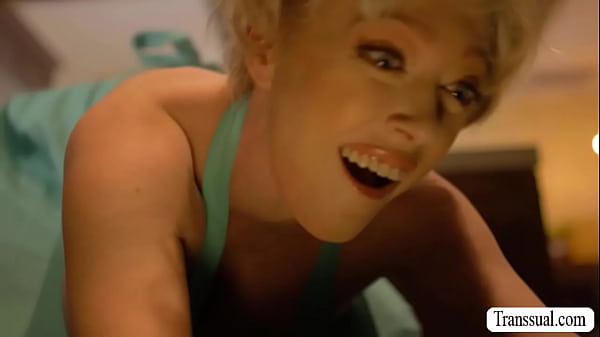 Tgirl redhead fucks neighbors fresh pie