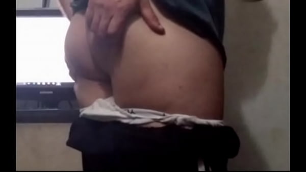 Playing with my ass – Indian gay (Mumbai)