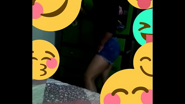 China asiendome un baile