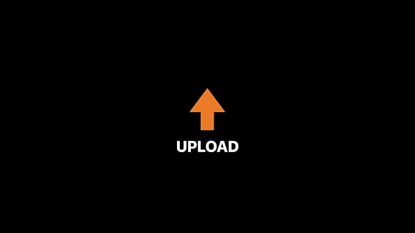 Janie Blade, uma garota safada e muito gostosa, dando prazer a si mesma!