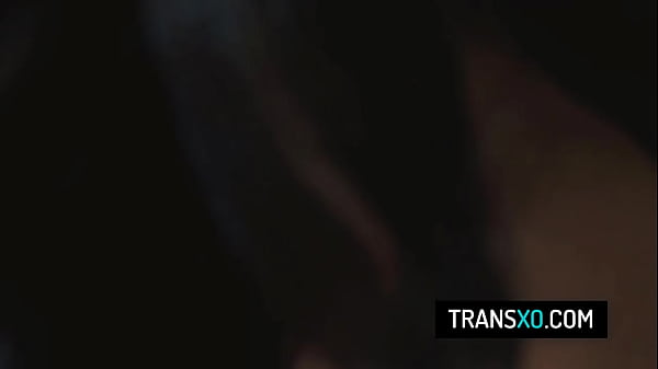 Hot shemale milf Khloe Kay fucks her asian female plumber Dana Vespoli after taking care of her clogged sink