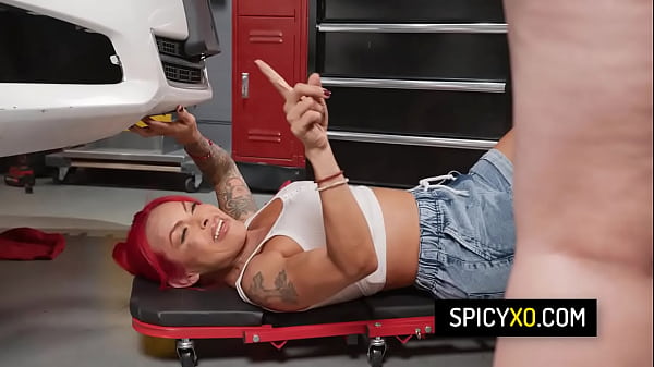 Hot tgirls car mechanic threesome sex with hot latina milf – Tommy King, Eva Maxim, TS Foxxy