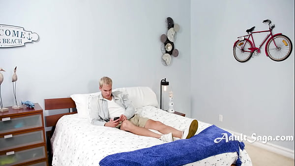 Its Okay To Watch Trans Porn.. No Shame – Tony Sting, Lola Morena