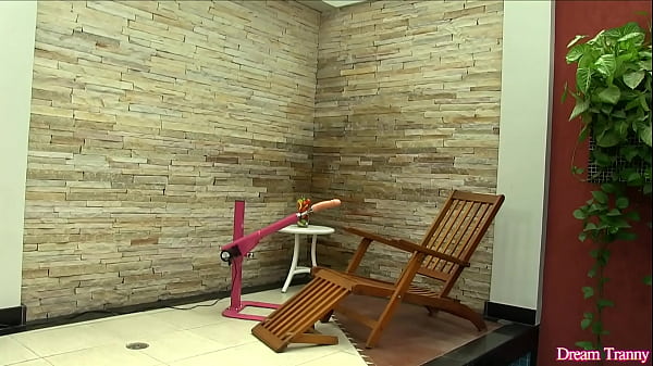 Blonde Shemale Luana Pacheco Enjoys Mechanical Ass Fucking