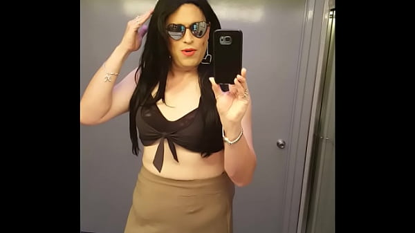 Showing Off My Black Tie Top Outfit Video