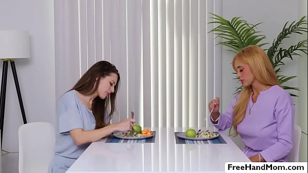 TS Lena Moon and Gracie Jane 3some with Tony Sting