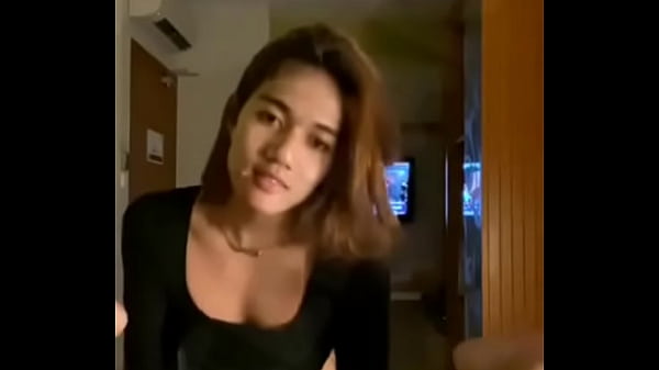 Shemale Derry ngentot anal