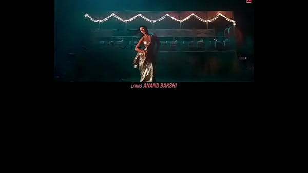 Sissy Suzuki – Sexy Hot Dance Shemale (TIP TIP BARSA PAANI ITEM SONG)