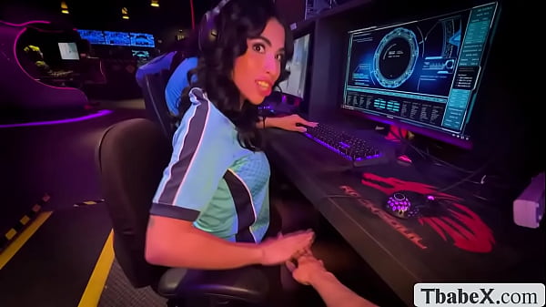 TS pro player gives horny dude and ebony a sex