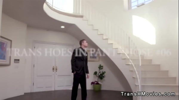 Guy anal fucks trans girlfriend in pantyhose